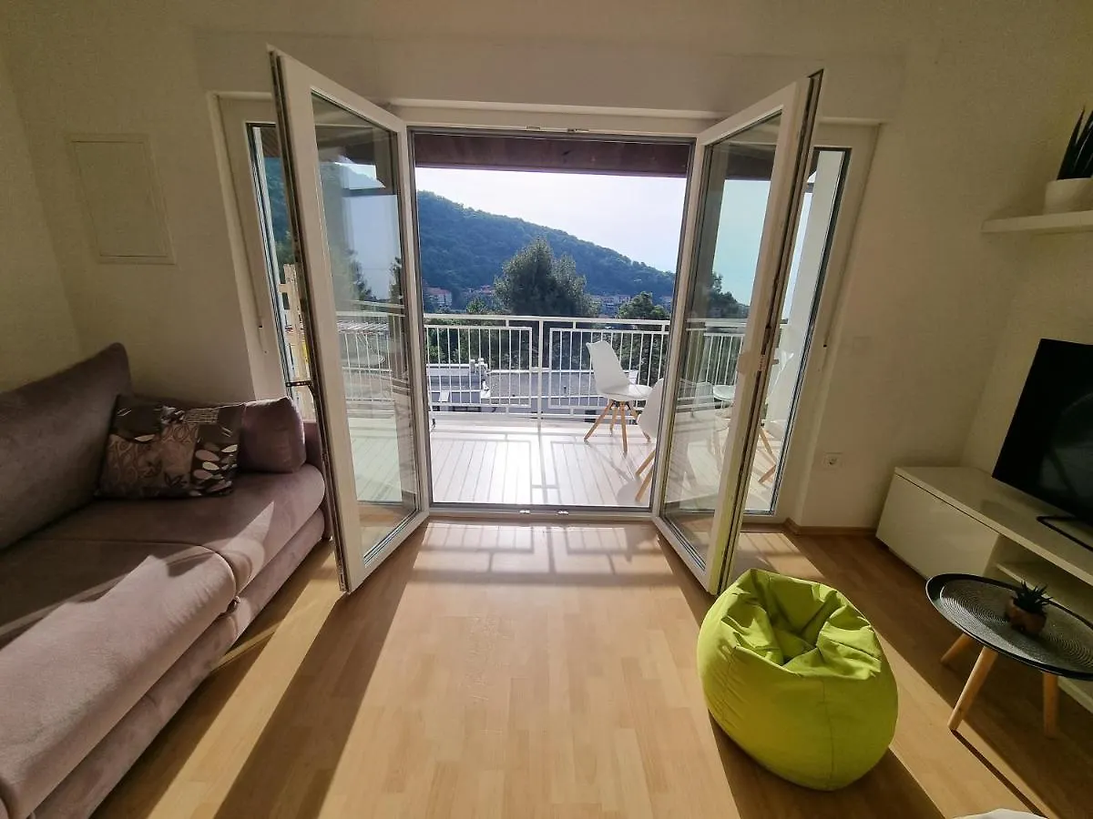 Seaview Apartment Luka With Free Private Parking In Moscenicka Draga